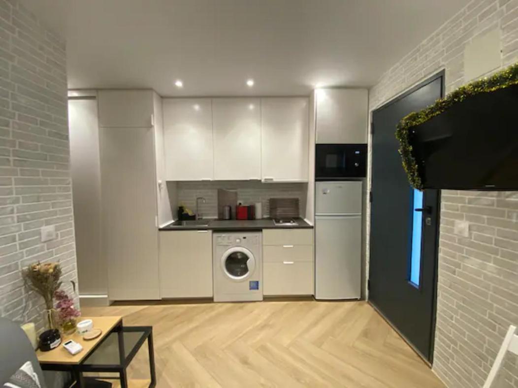 precioso apartamento funcional Sevilla Bagian luar foto
